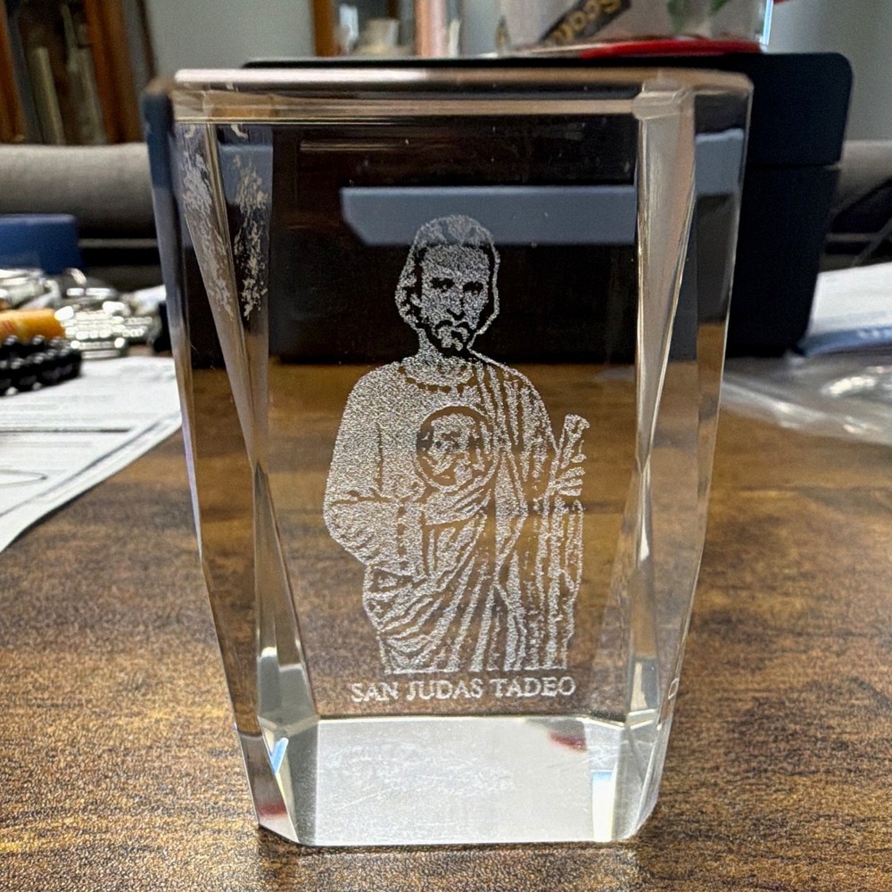3D Laser Etched Crystal San Judas Tadeo Glass Paperweight Religious Saint 2.5"